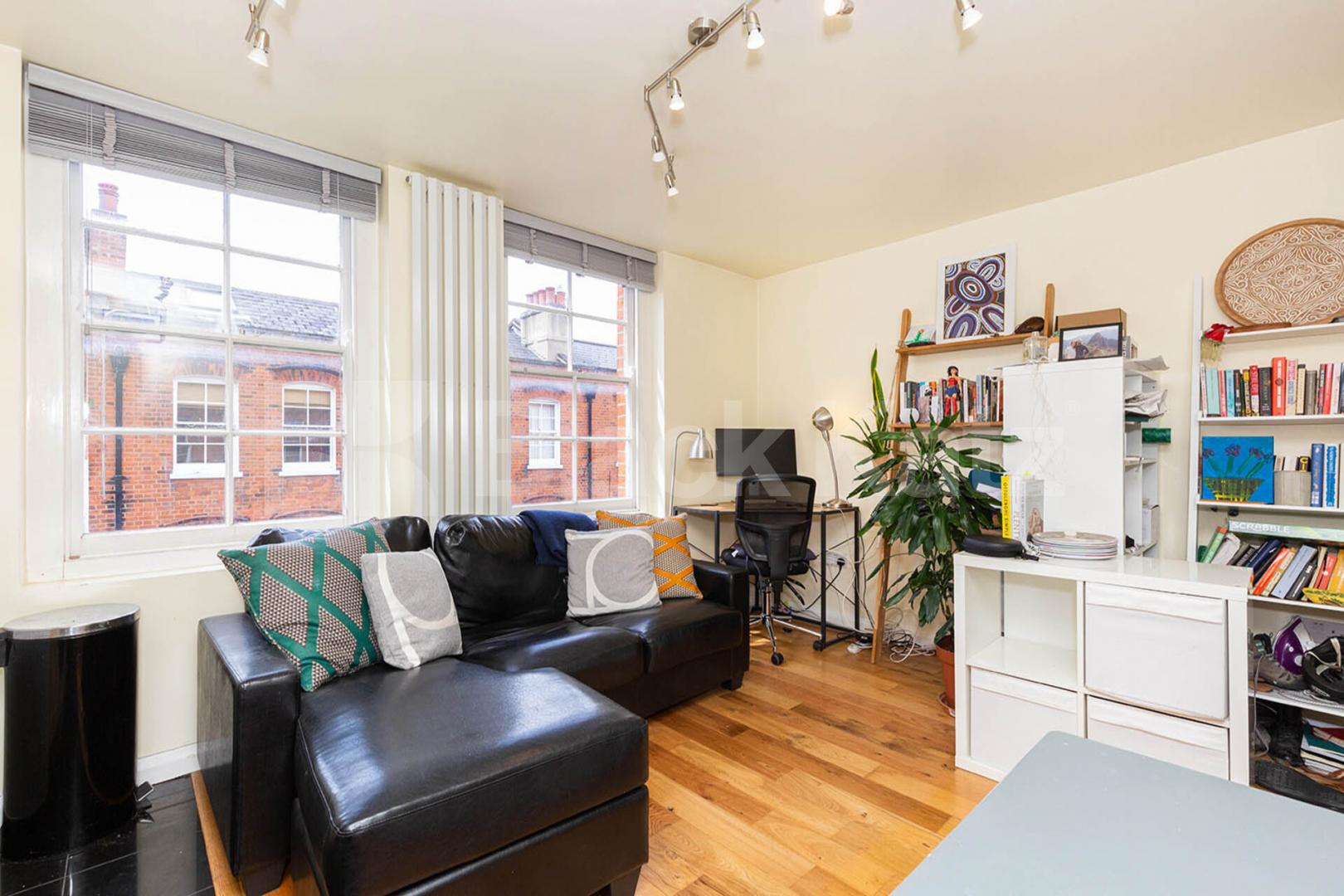 Stunning one bedroom flat set in a period conversion in the heart of Angel Paget Street, Angel / Clerkenwell